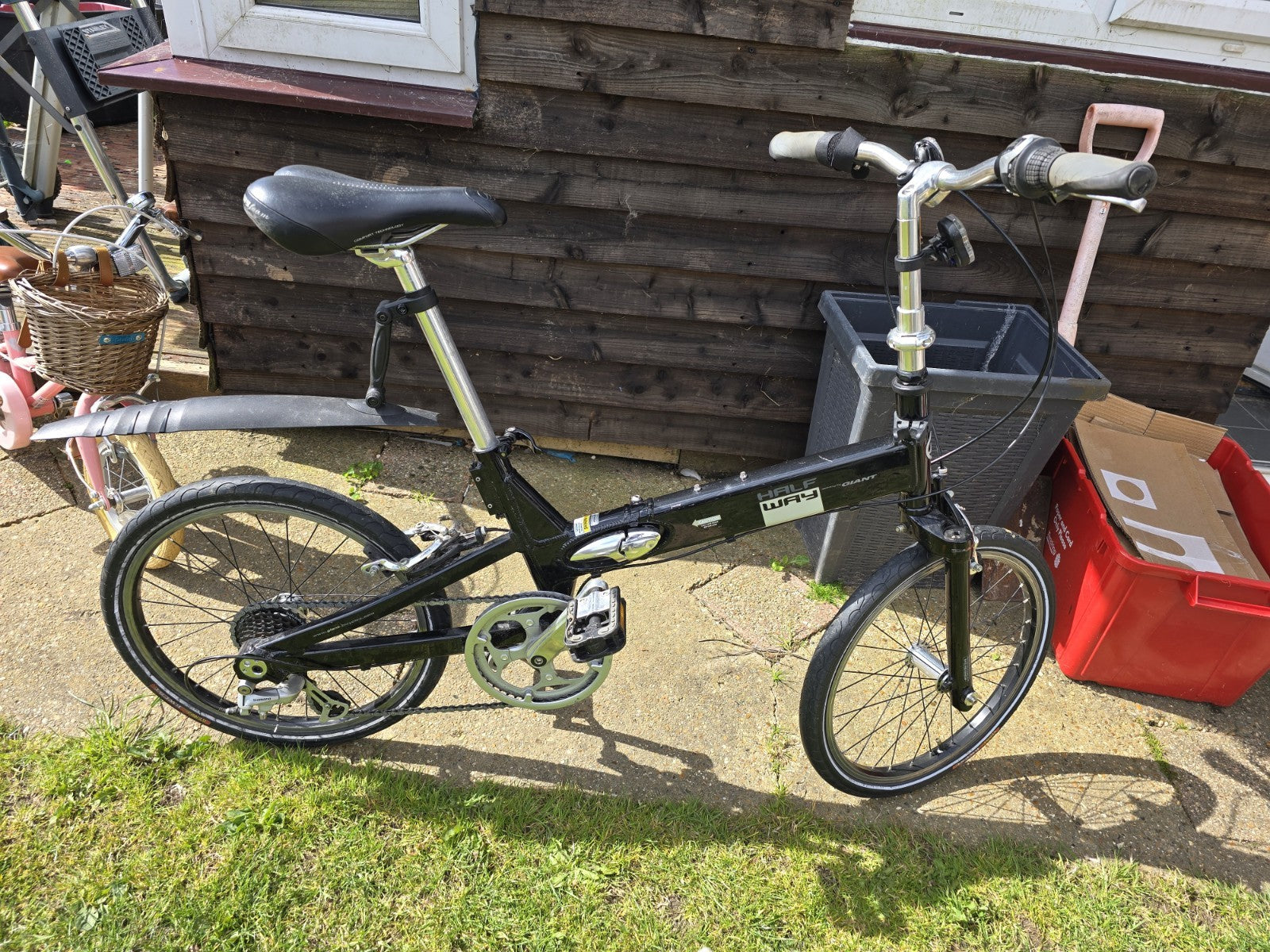 Giant Halfway Folding Bike 20'' Wheels, 7-Speed, VGC