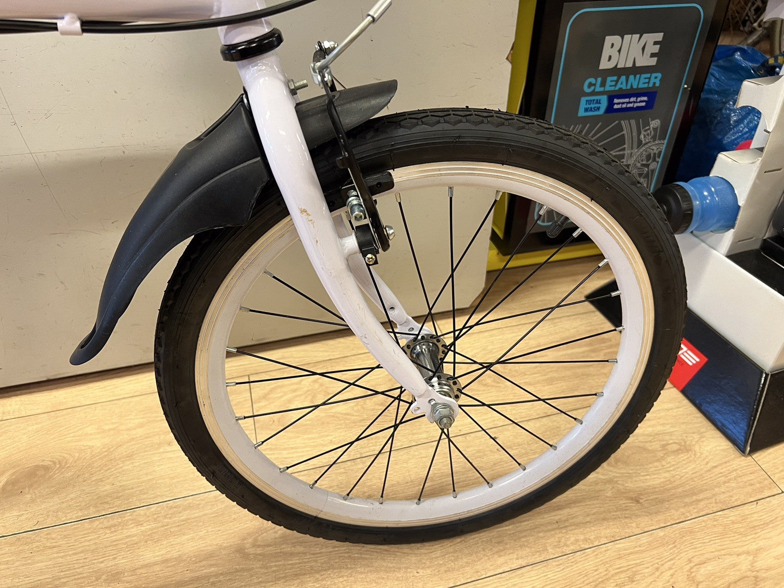 Used Compact Folder 20" Wheel White Small Folding Commute Bike