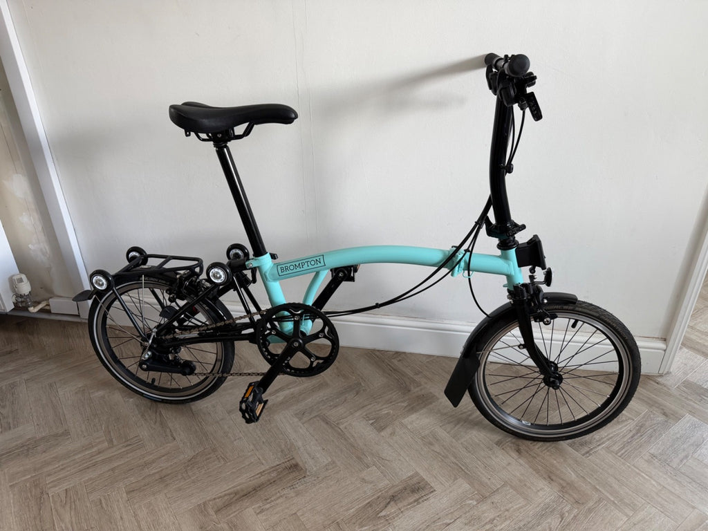 Brompton C Line - Black Edition - 6 Speed - Turkish Green - Excellent condition.
