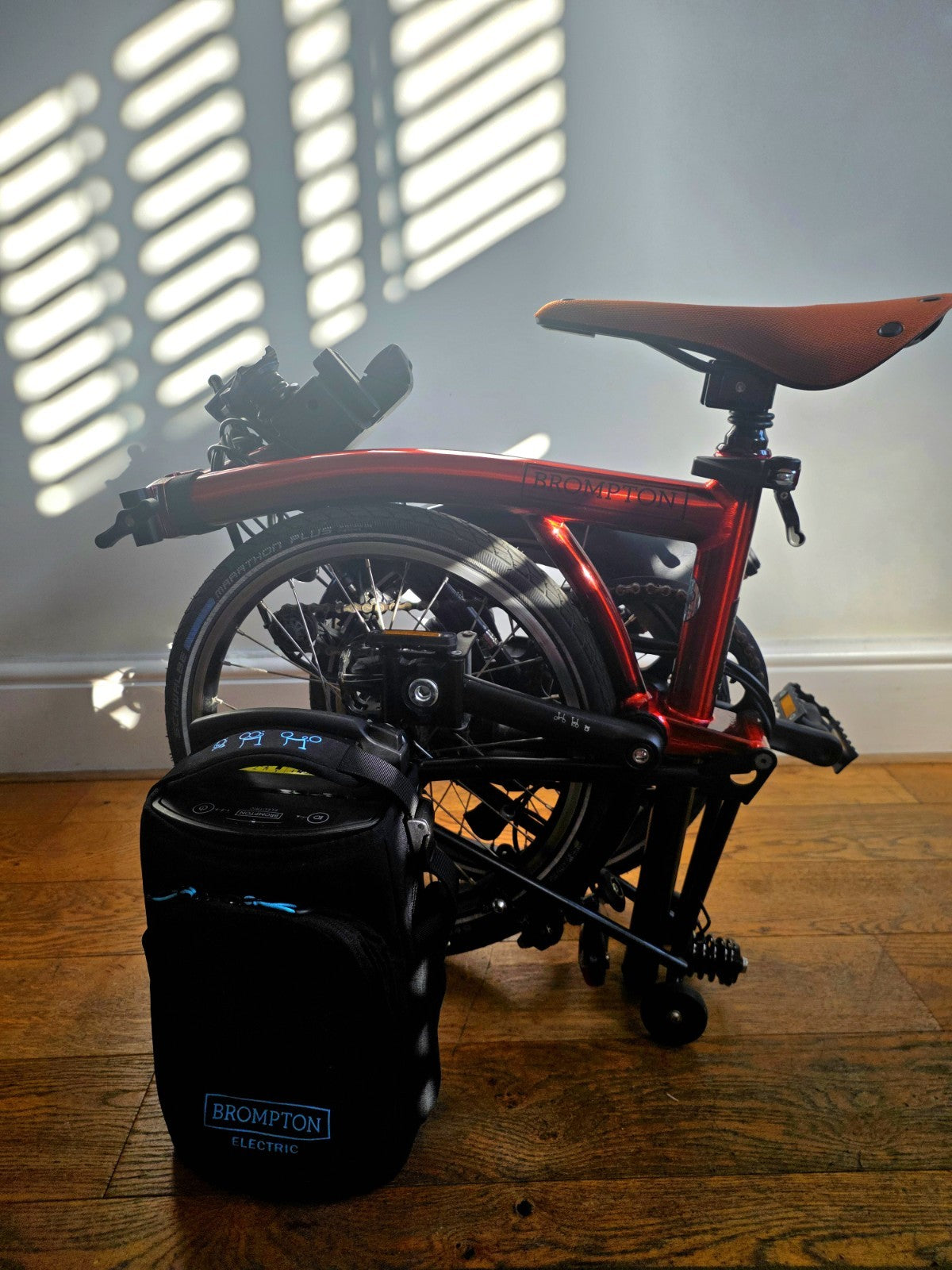 Brompton 2025 C Line Explore Electric Flame Lacquer 6-Speed *with upgrades*