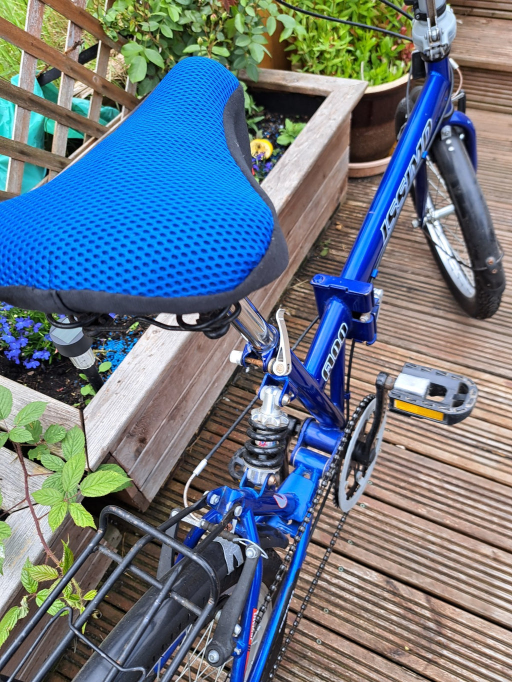 folding bike, blue 5 speed with parcel rack, 29" wheels, good condition.