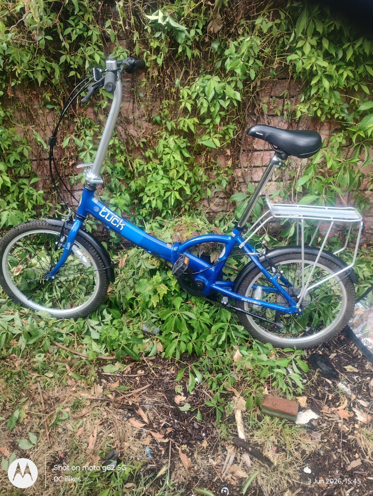 Apollo Tuck Folding Bike 20" Wheels, 6 speed, Blue