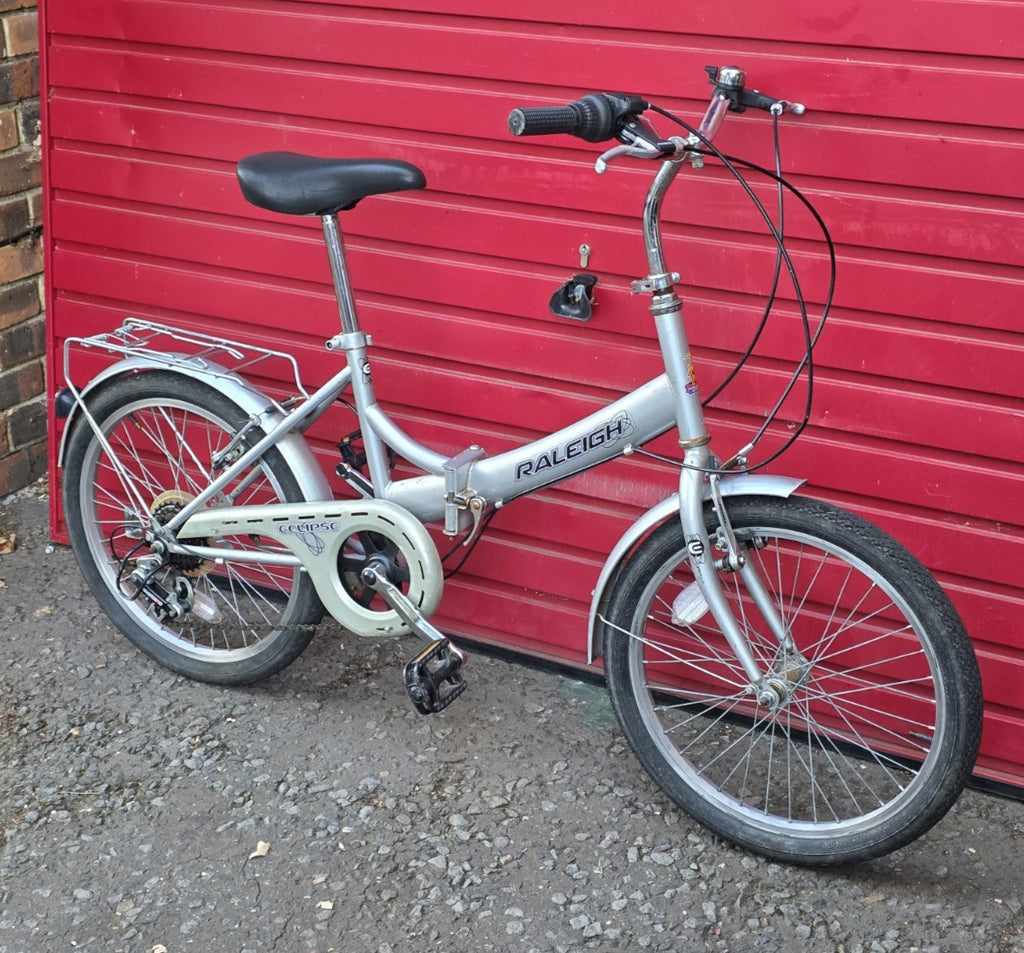 RALEIGH ECLIPSE FOLD UP BIKE (33cm FRAME SIZE w/ 20" WHEELS)