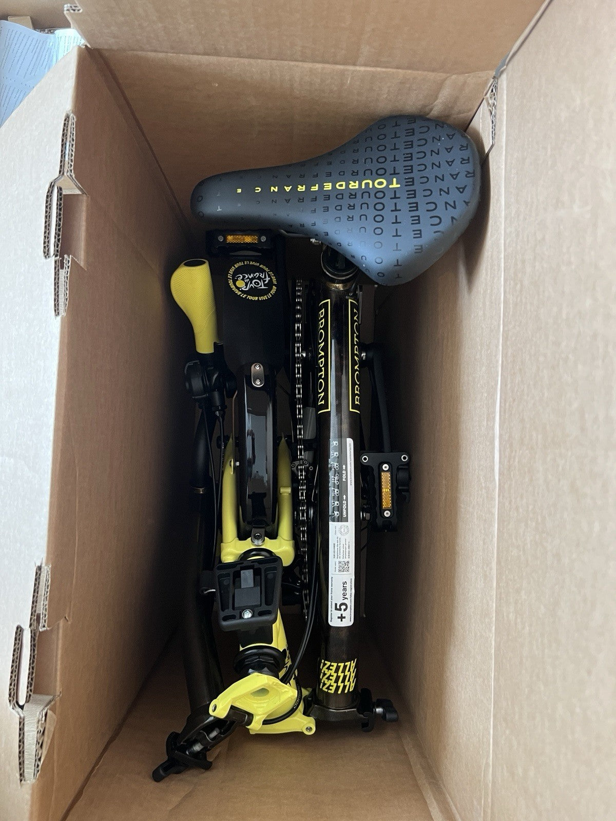 Brompton Tour de France Folding Bike 6 Speed 16in Black/Yellow