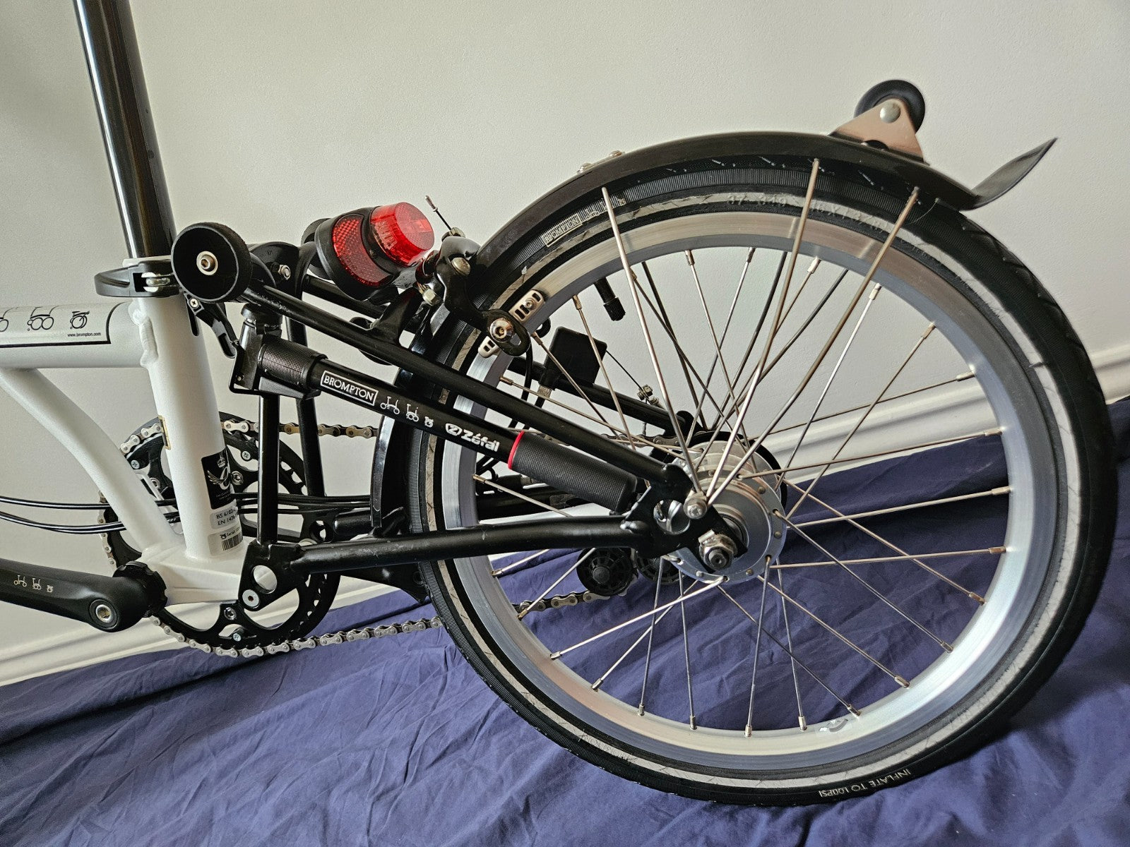 Brompton M6L - 6 Speed - C Line - Mid- White