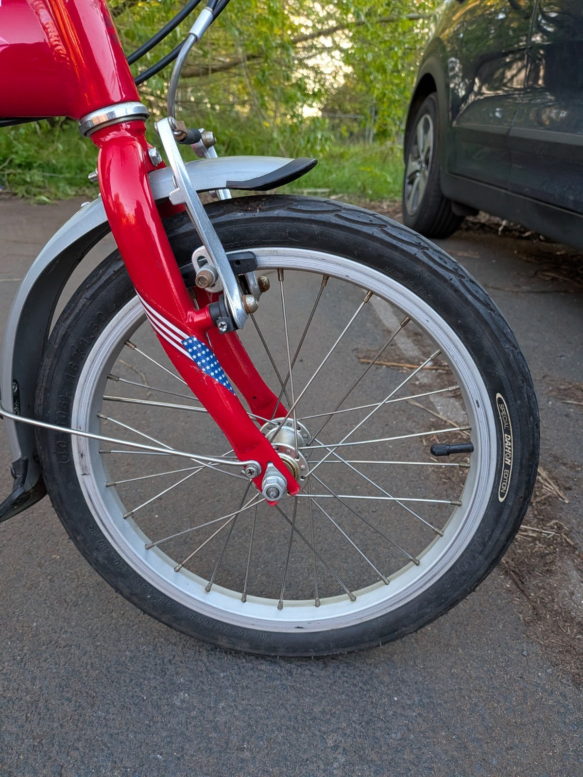 Dahon Dove D6 Folding Bike 16 Inch Wheels