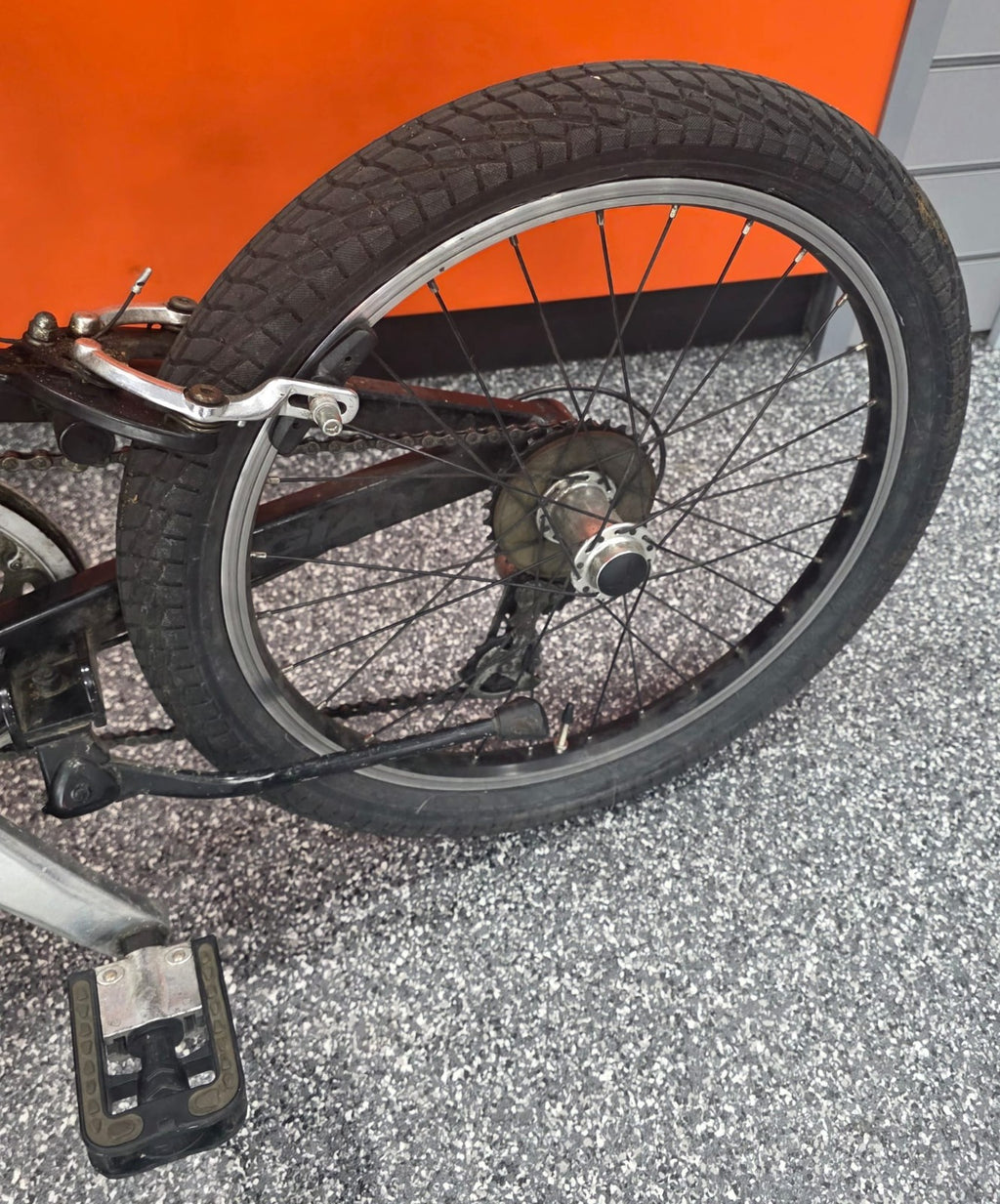 Giant Halfway Folding Bike 20'' Wheels, 7-Speed (collection only)