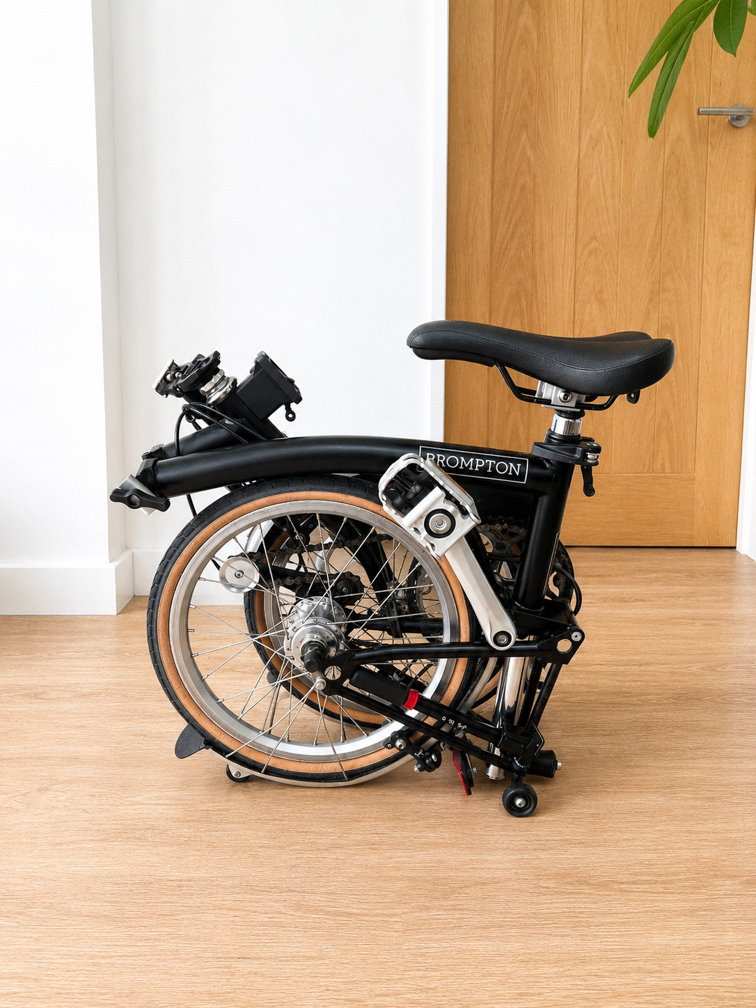 Brompton M3L Folding Bike 3 speed SERVICED CONDITION ✅ FAST DELIVERY 📦 🚚