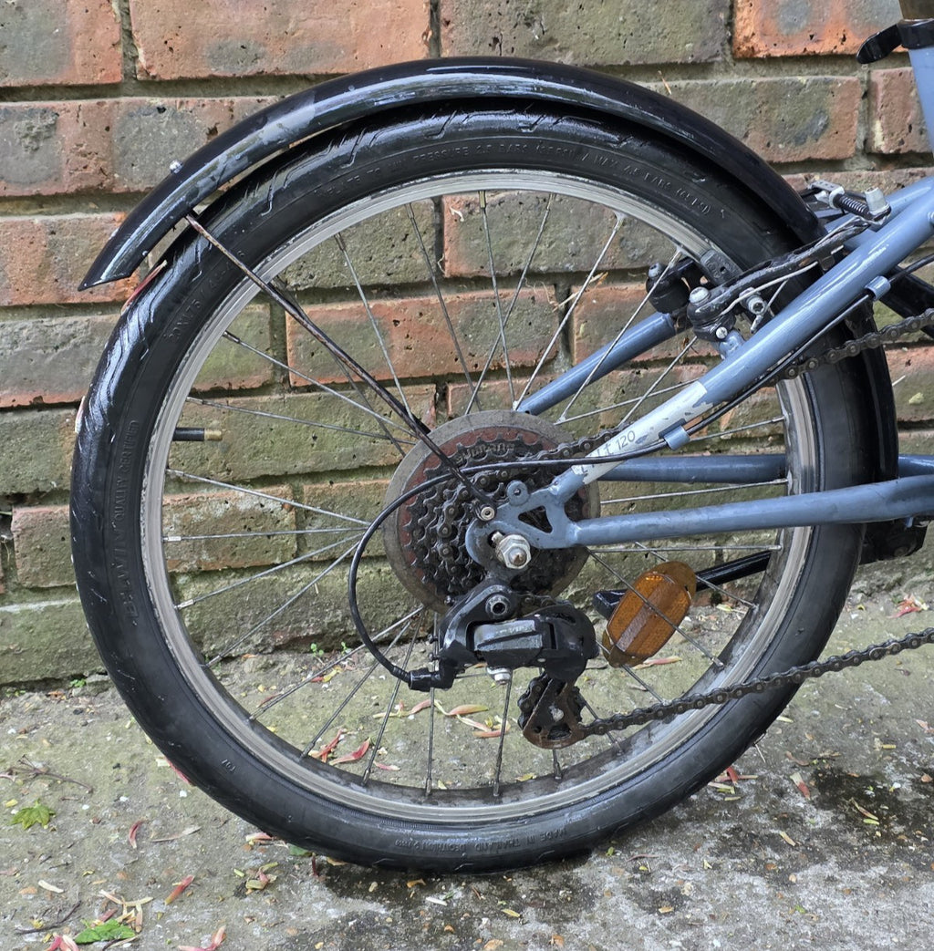 BTWIN FOLD UP BIKE (20" WHEELS)
