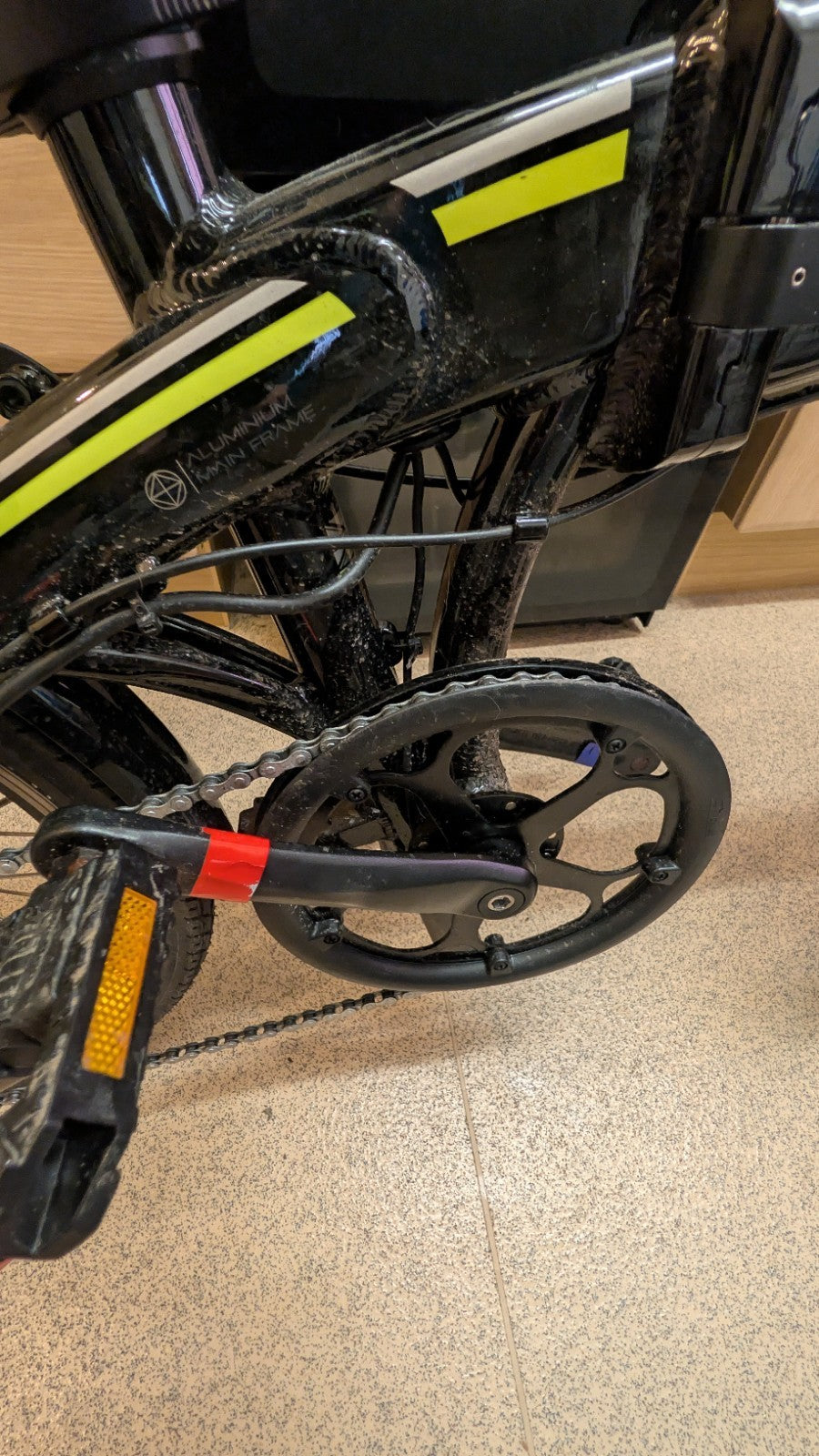Carrera Cross City Unisex  Folding Bike Halfords