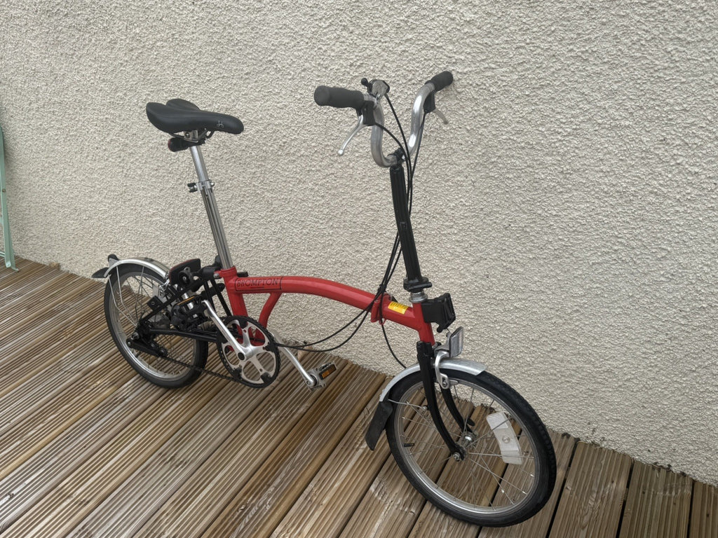 Brompton 3-speed folding bicycle, with telescopic seat post