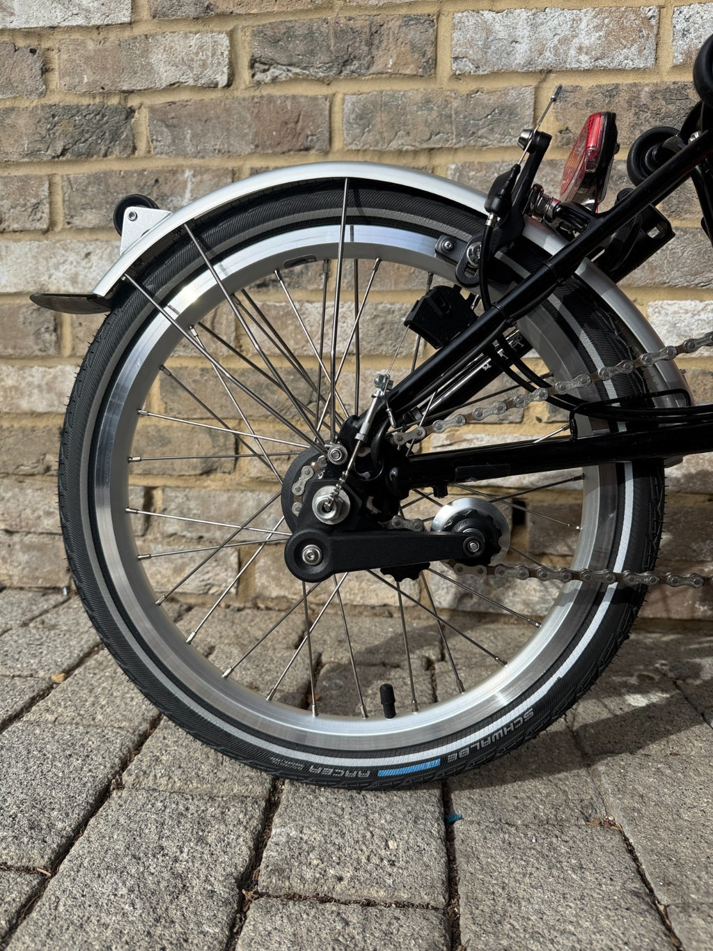 Brompton Rocket Red & Black 3 Speed Mid C Line M3L with Dynamo Lighting
