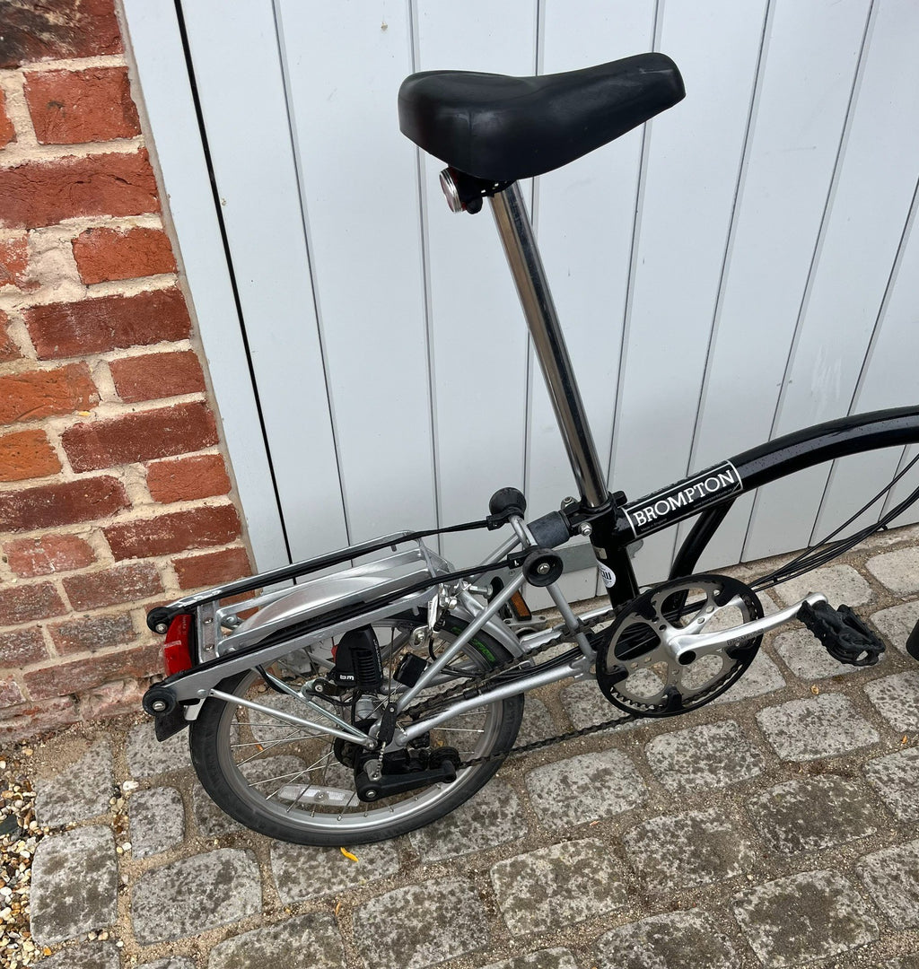 BROMPTON M6R-Plus - Black 6-gear Folding Bike with rear rack
