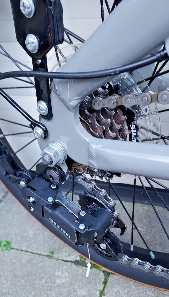 Raleigh Evo Two Folding Bike, 20" Wheels, 7 gears