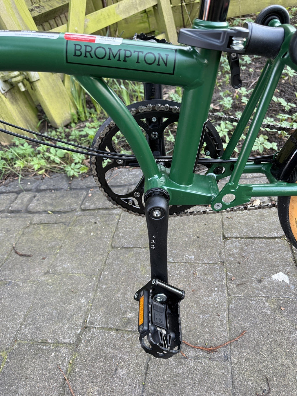 Brompton C Line (2025) – 2-Speed – M – Racing Green  – Barely ridden – Oxford