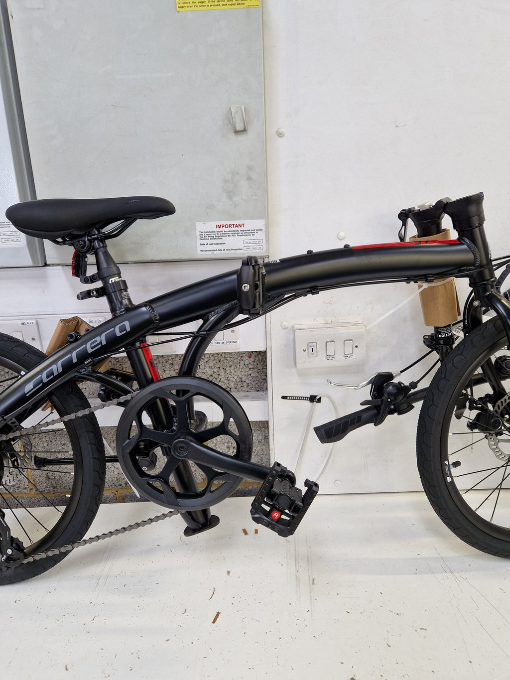 Carrera Intercity 1 Folding 20" Alloy Frame 7-Speed Bike Black (Damaged/Scuffs)