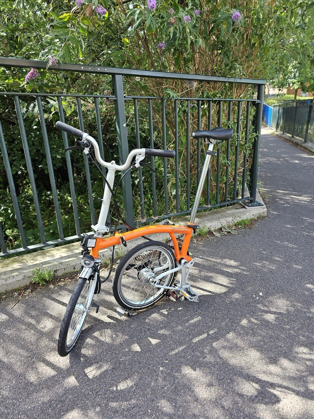 Brompton Folding Bike 16in Wheels Orange/white Silver Mudguards Cruiser Bar