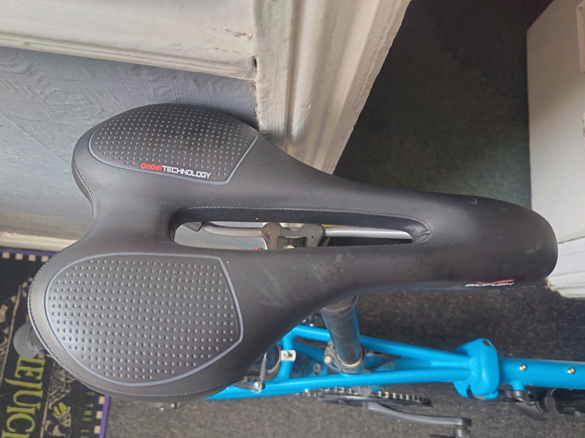 Tern Link B7 20in Folding Bike Blue 7 Speed V-Brake Mudguards Kickstand
