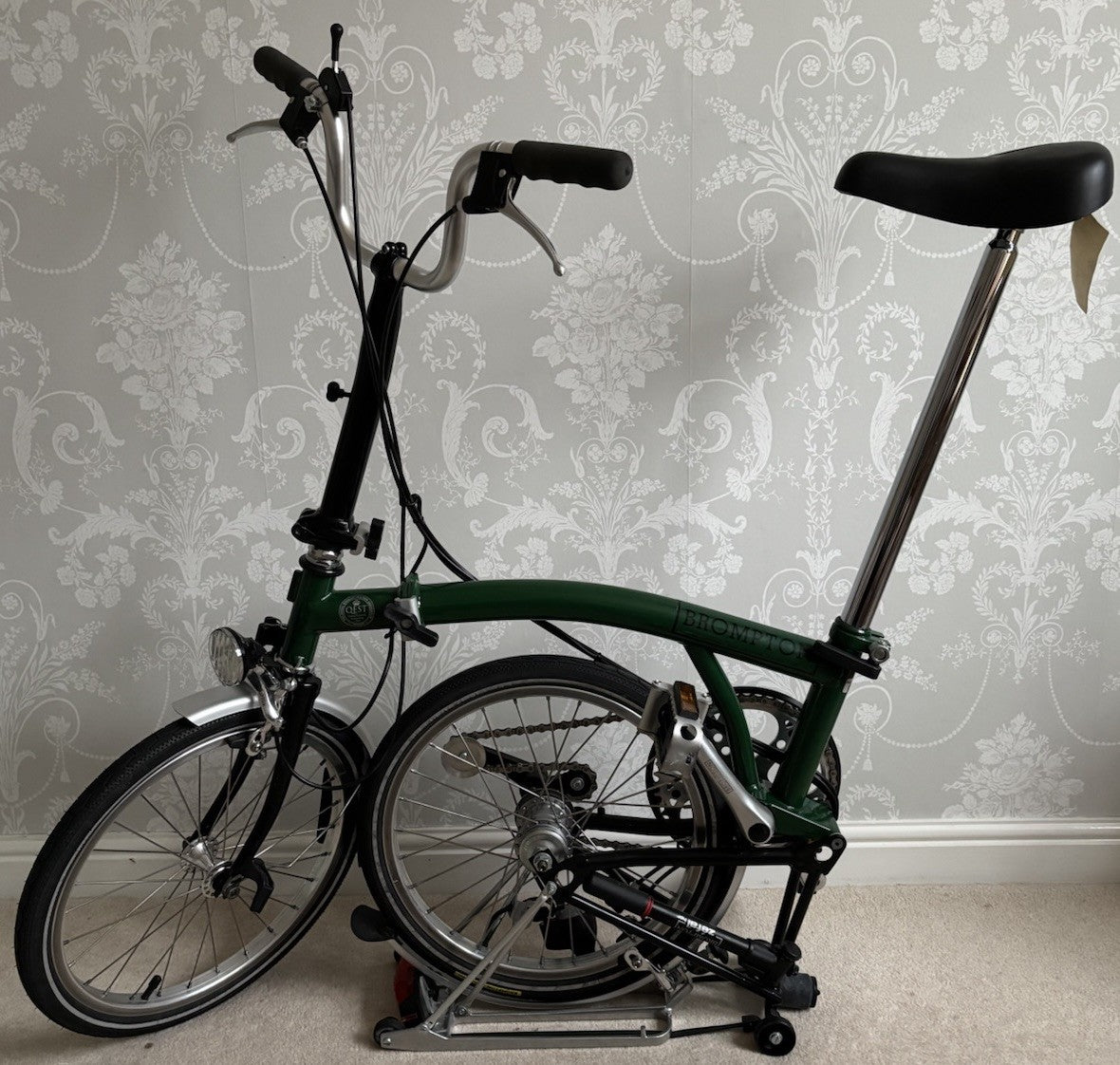 Brompton M3R folding bicycle in Racing Green / Black - New Timewarp Condition