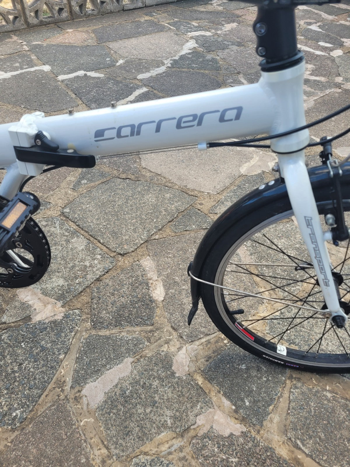 Carrera Transit Folding Bike 20” Wheels 8 Speed Alloy Frame Rack LOCAL DELIVERY