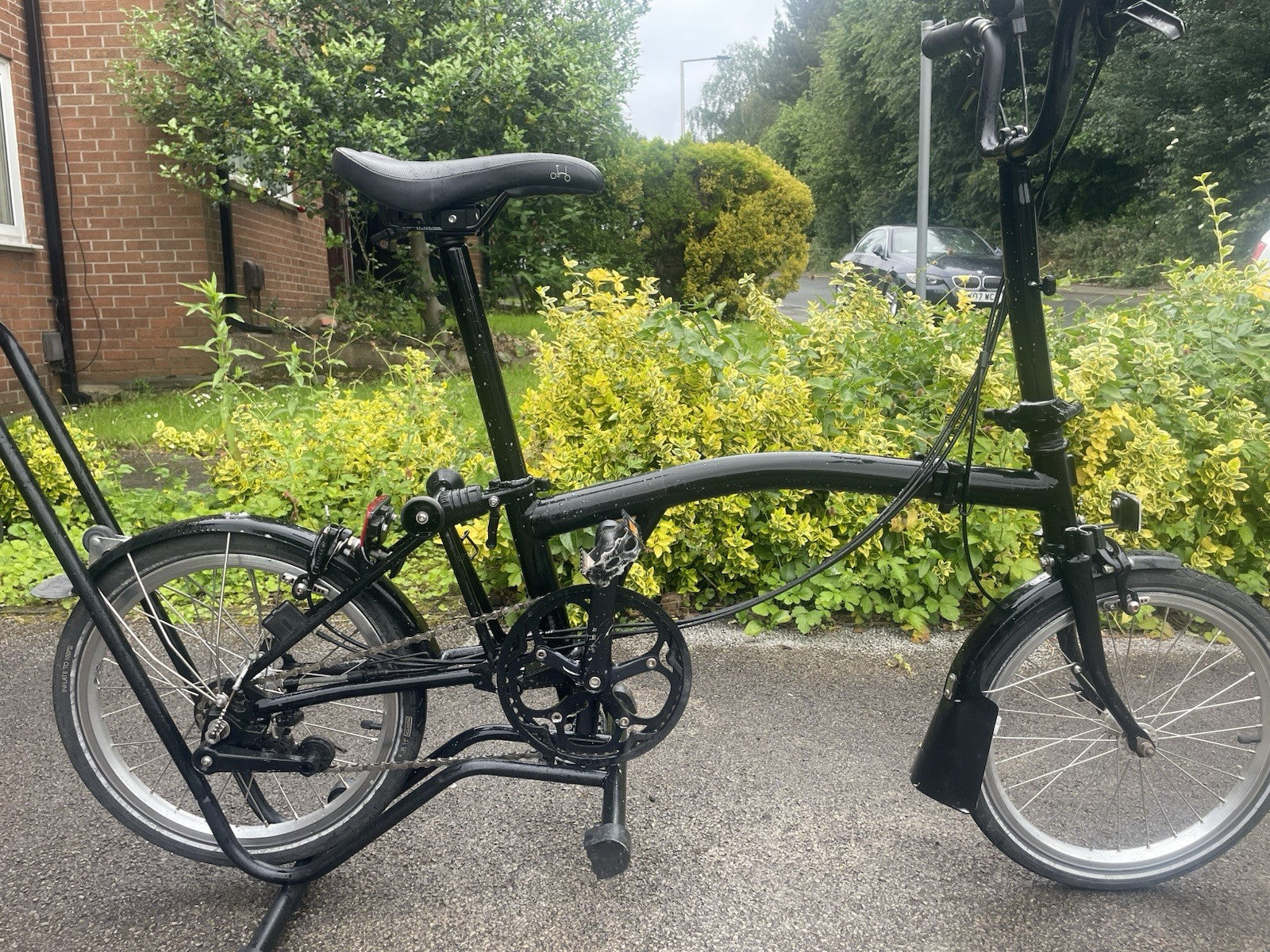 Brompton C Line Explore 6-Speed Black Edition with Mid-Handle Bars 🌏📦
