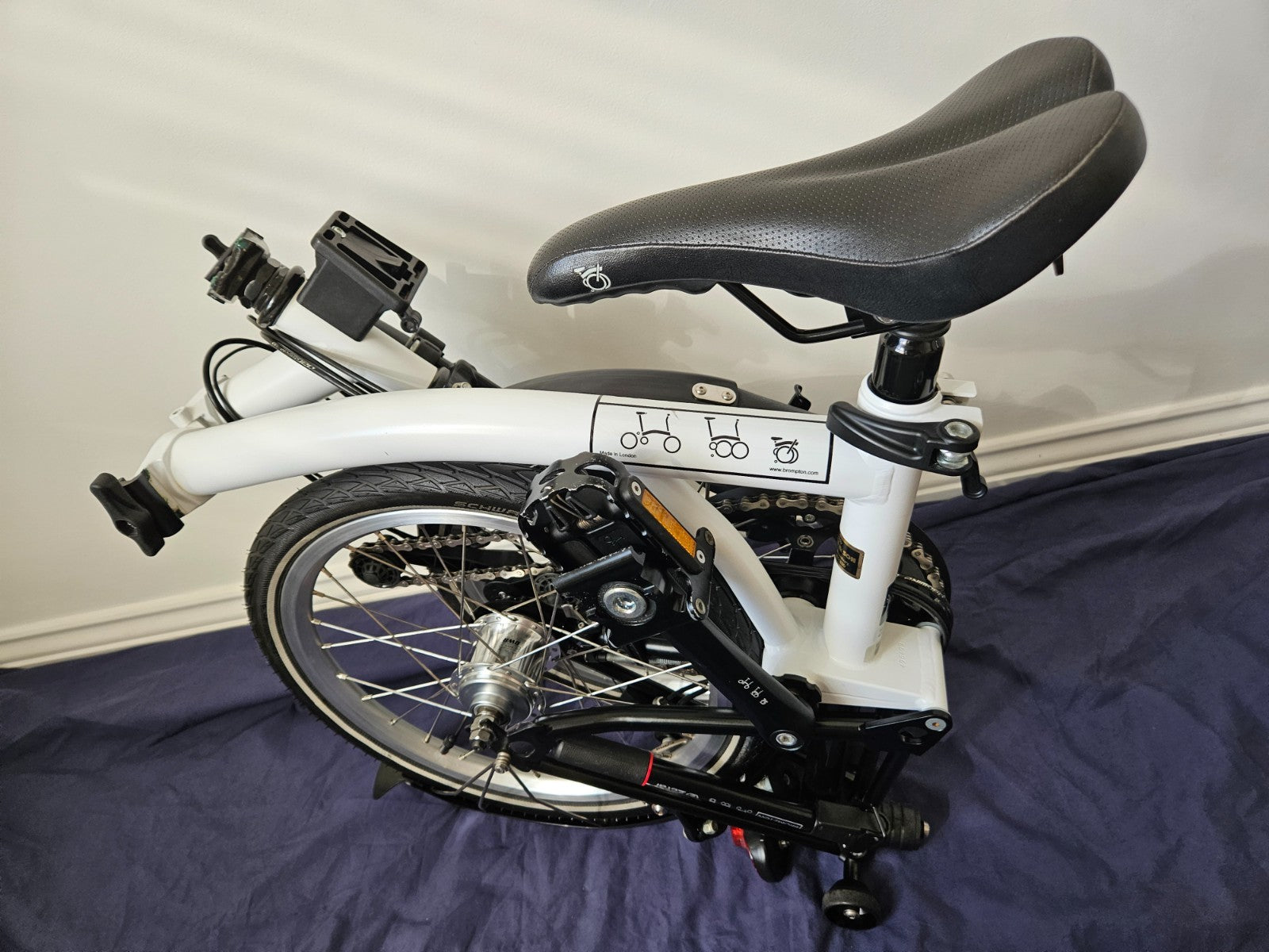 Brompton M6L - 6 Speed - C Line - Mid- White - VGC