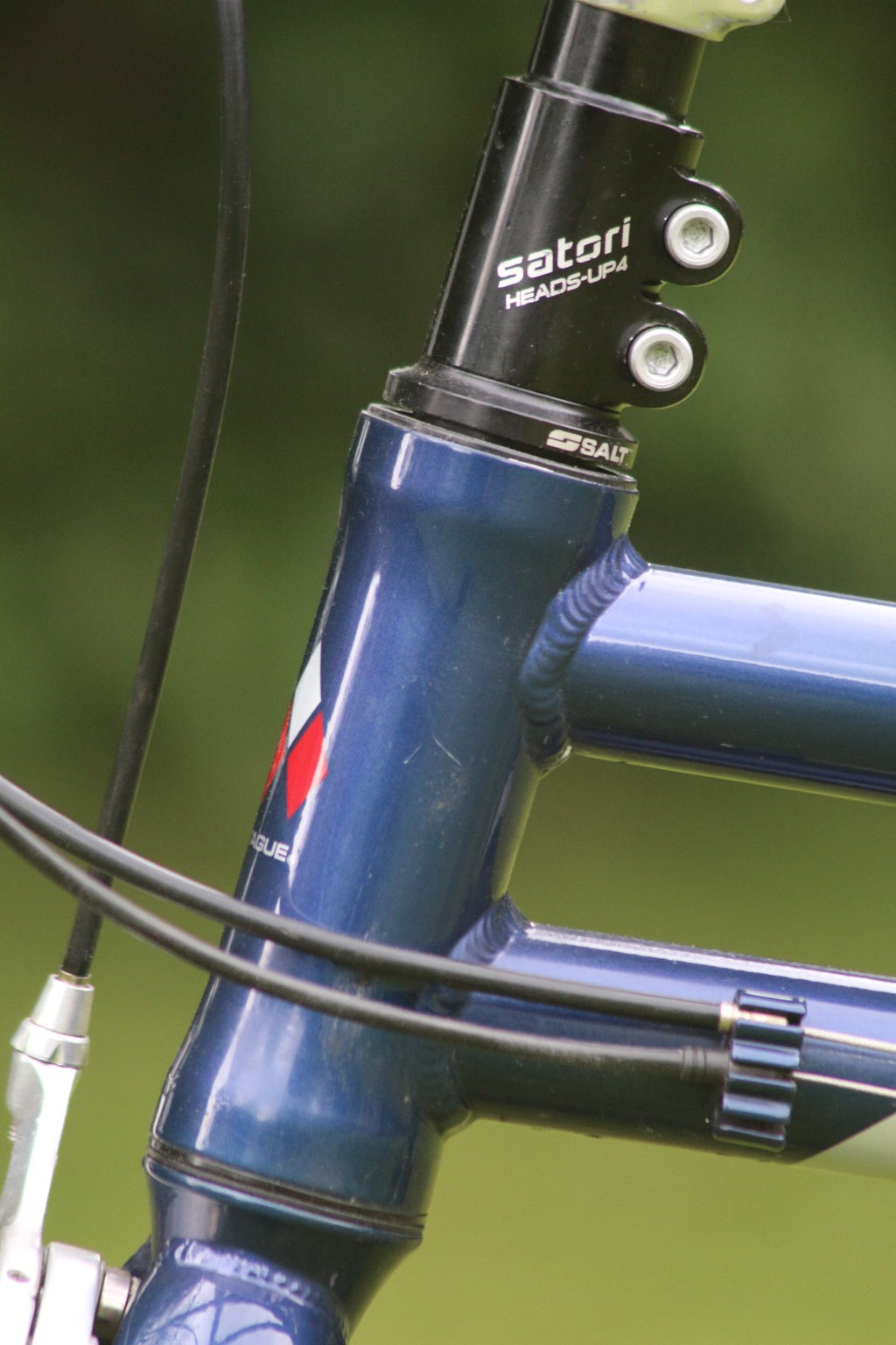 MONTAGUE TOWN,FOLDING 7 SPEED CITY BICYCLE.