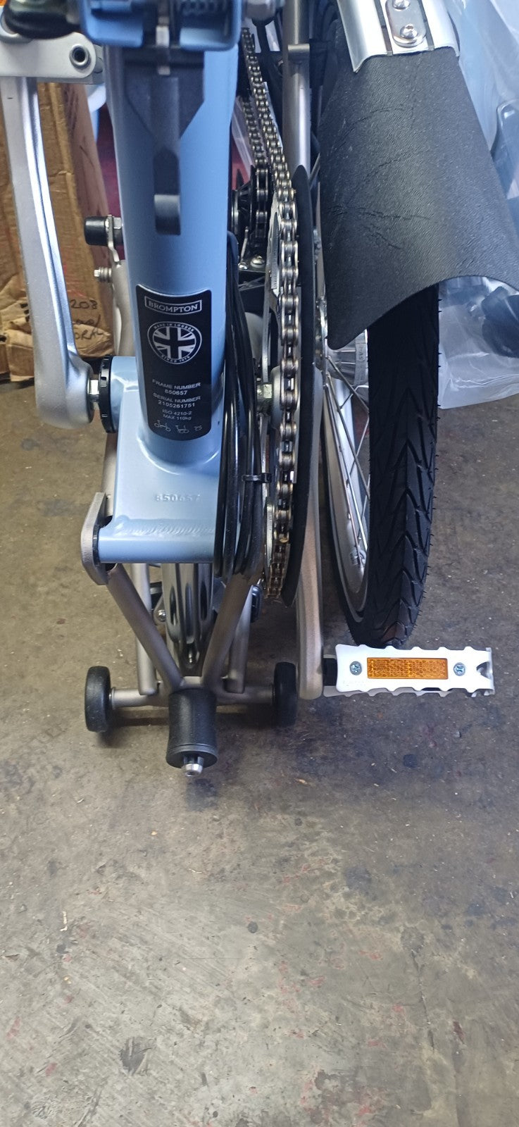 Brompton  M6L superlight cloud blue dynamo light titanium worldwide 🌐 shipping