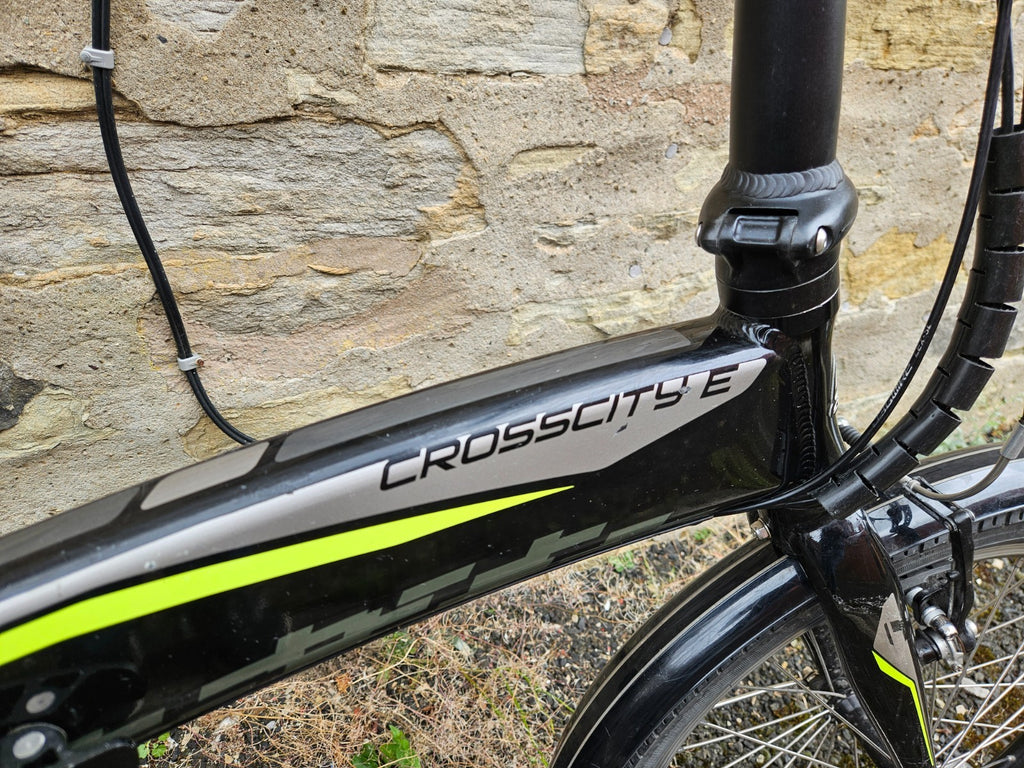 Carerra CrossCity-E Folding Bike