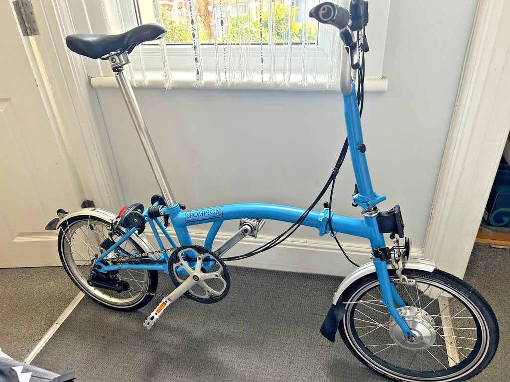 Brompton M6R Folding Bike – Arctic Blue