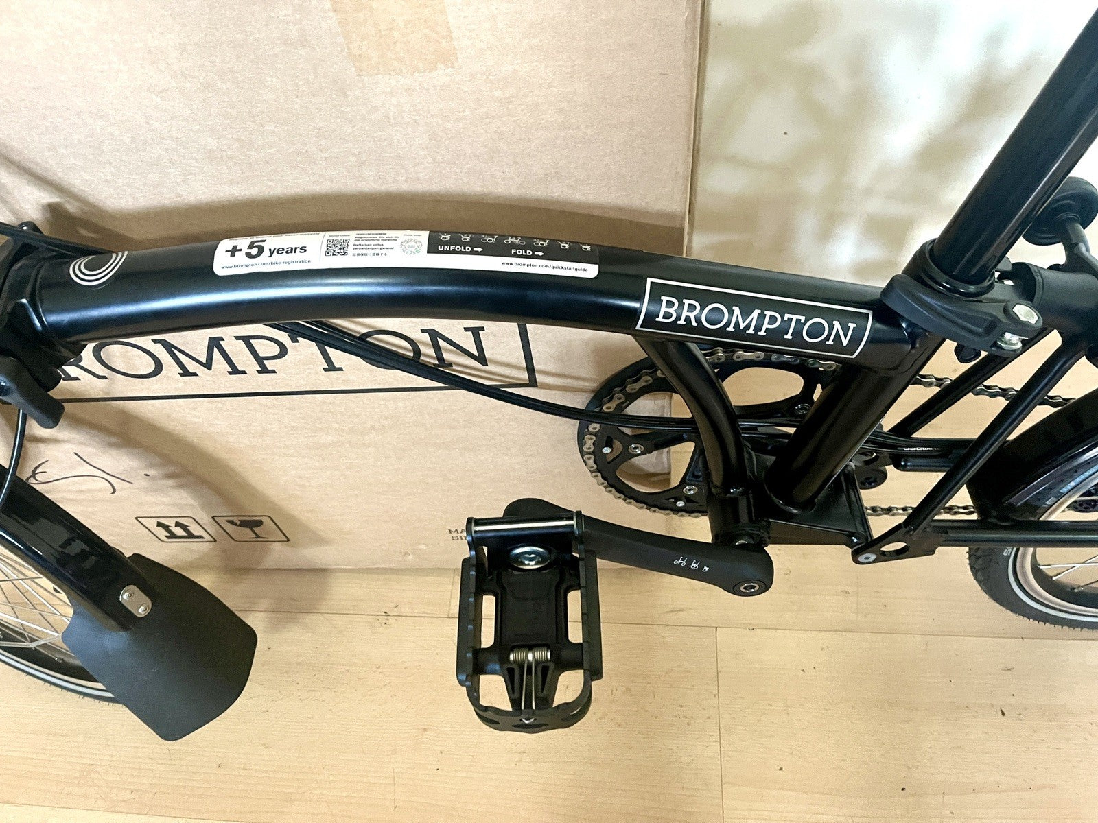 Brompton C Line Explore, 6-Speed, Black, Black Ed, Low Handlebar 2025