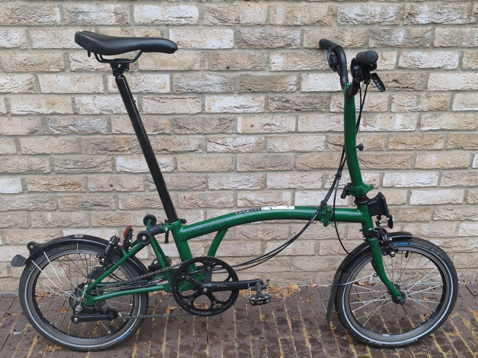 2024 Brompton C Line Explore M6L 6 Speed Folding Bike Racing Green