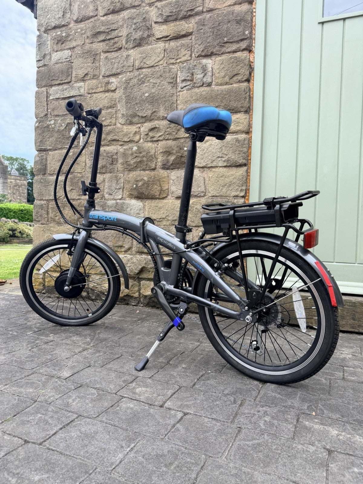 Apollo Transit Folding Bike 20” Wheels Mint Condition With All Accesories
