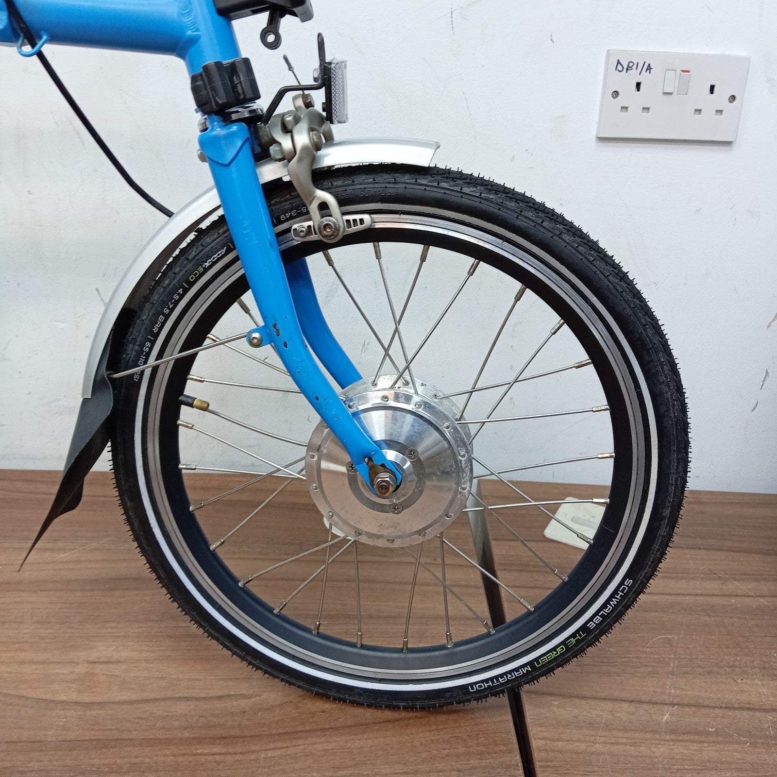 Brompton C Line M6L Folding Bike Arctic Blue 6 Speed Folding Bicycle