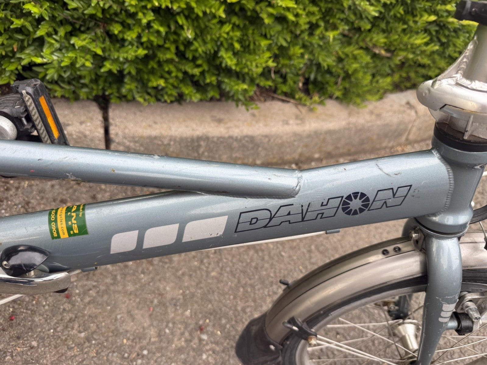 Dahon Piccolo D3 Folding Bike 4130