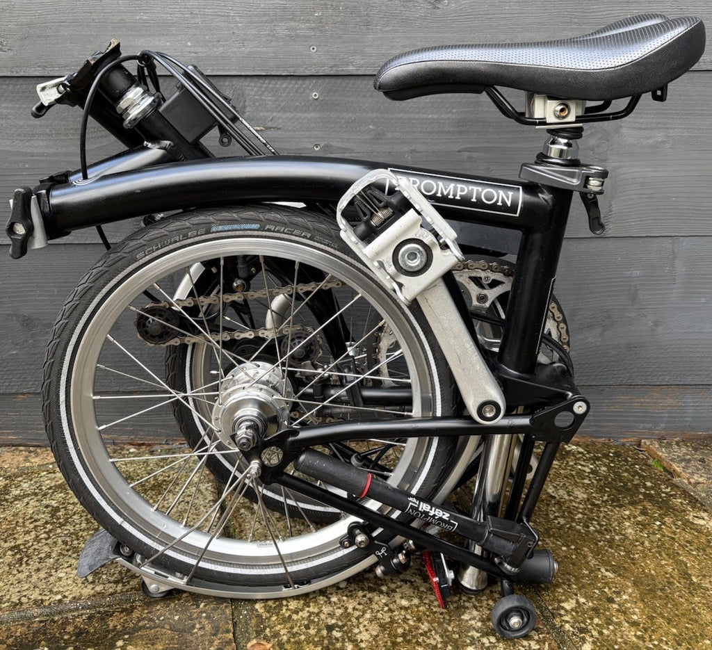 2022 Brompton C Line 6 Speed H6L Folding bicycle in Black - Leisure Used