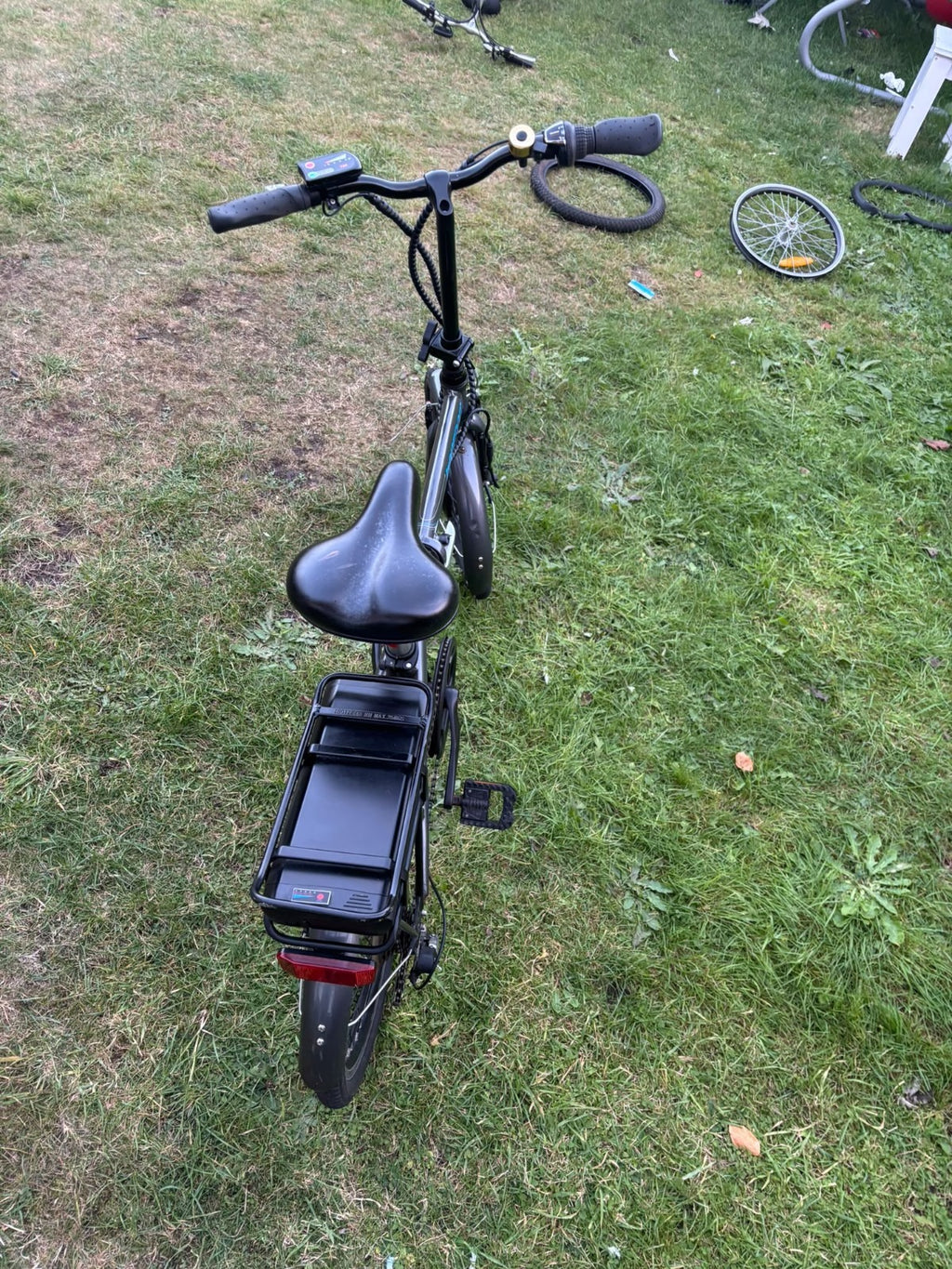 Apollo Transit Folding Bike 20” Wheels Mint Condition With All Accesories