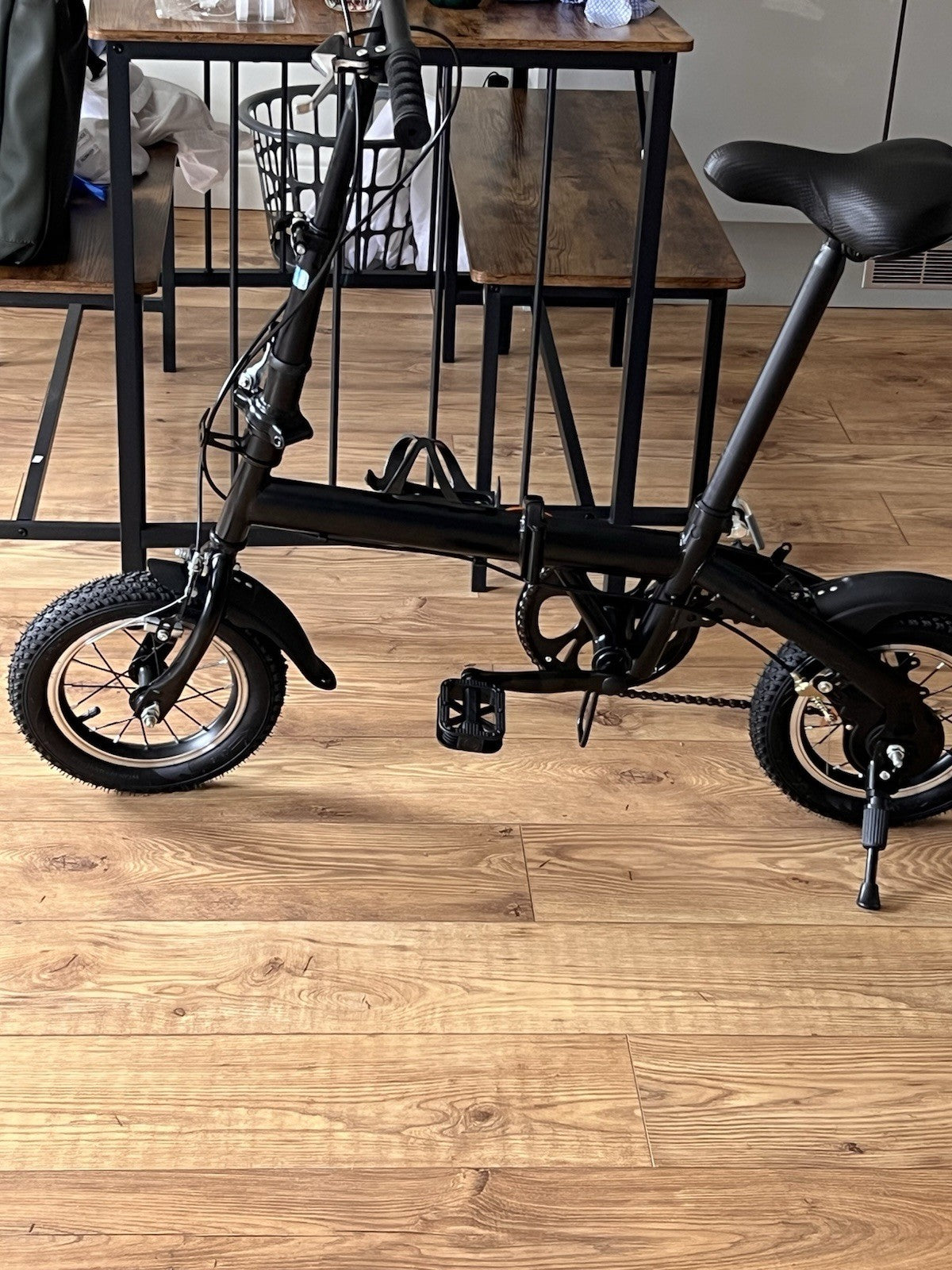 Folding Bike Black 12in Wheels Steel Frame Disc Brakes Mudguards Kickstand