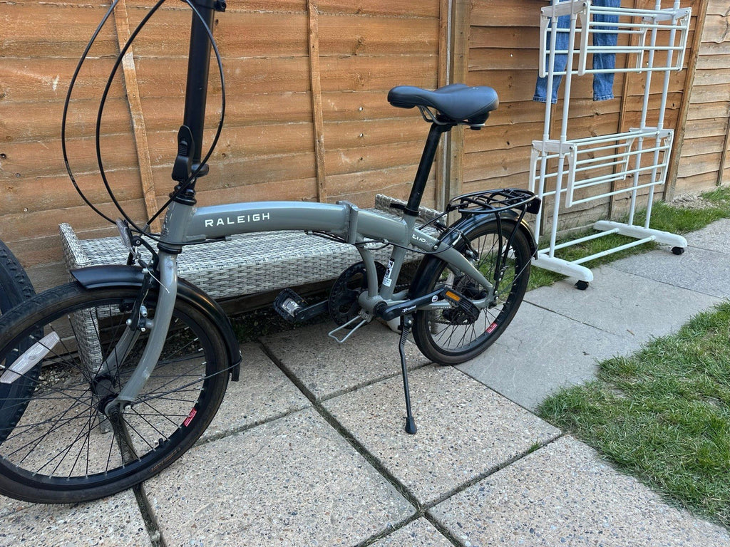Raleigh Evo 2 Fold Up Grey Commuter Bike Excellent Condition Collection Only