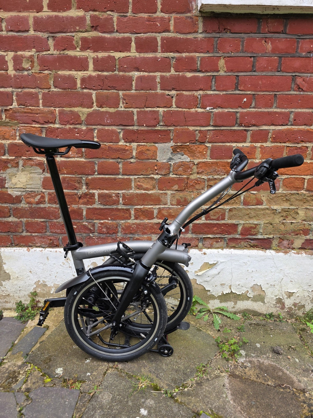 Brompton T Line Mid Bar 12-Speed With Rear Rack Kit