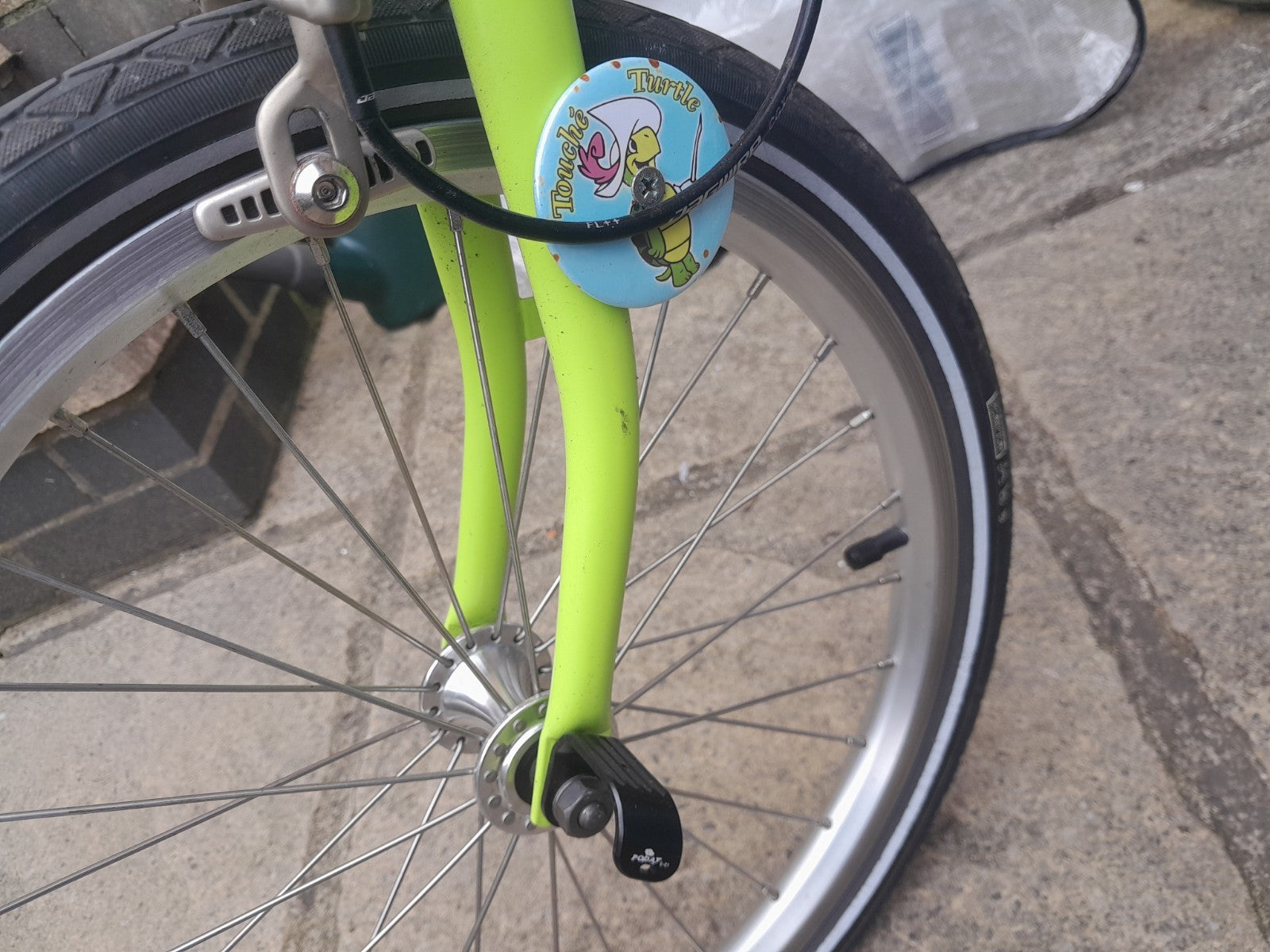 Brompton 3 speed custom matt black and lime lots of extras and upgrades