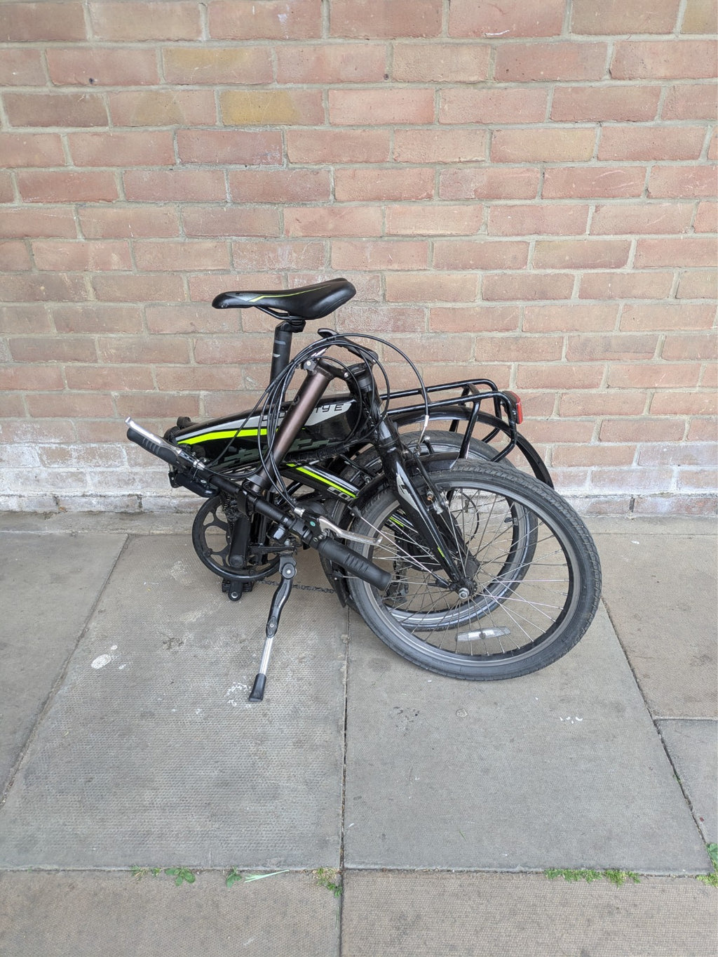 Carrera Crosscity-E Folding Bike
