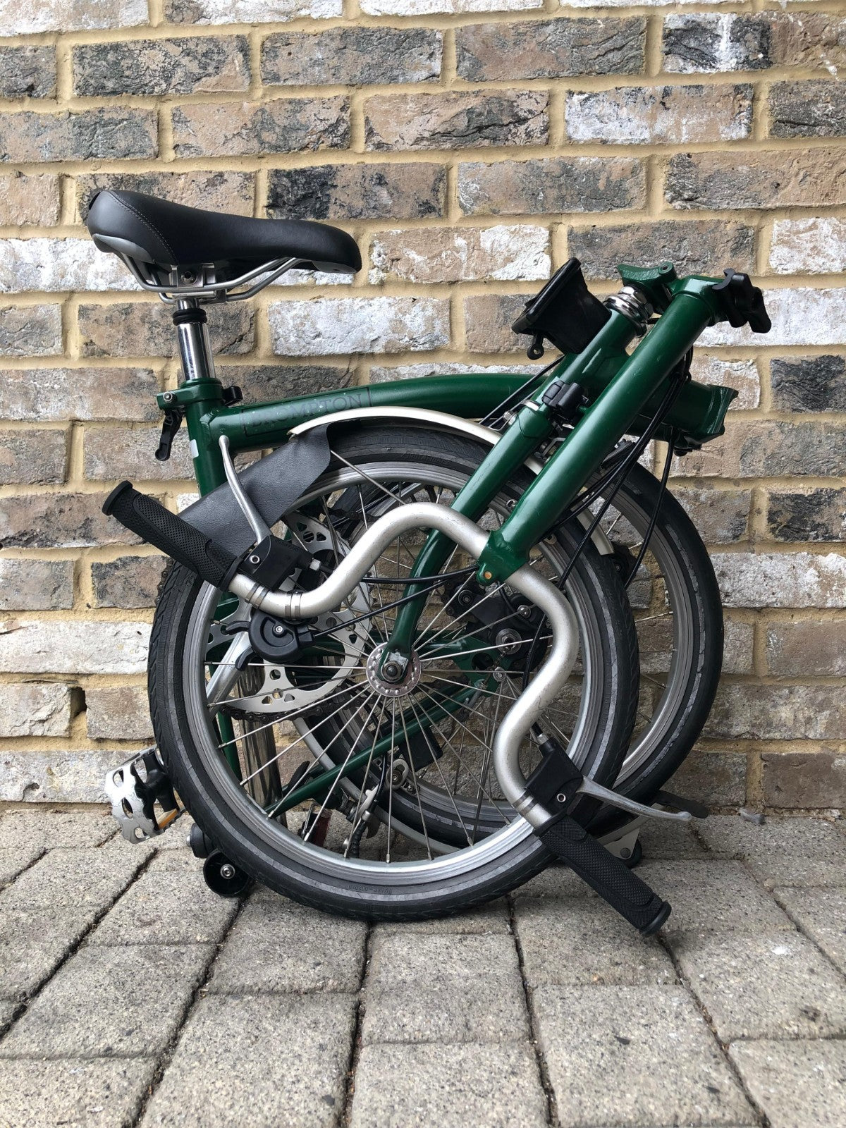 Brompton Racing Green 3 Speed Mid M3L - WORLDWIDE DELIVERY