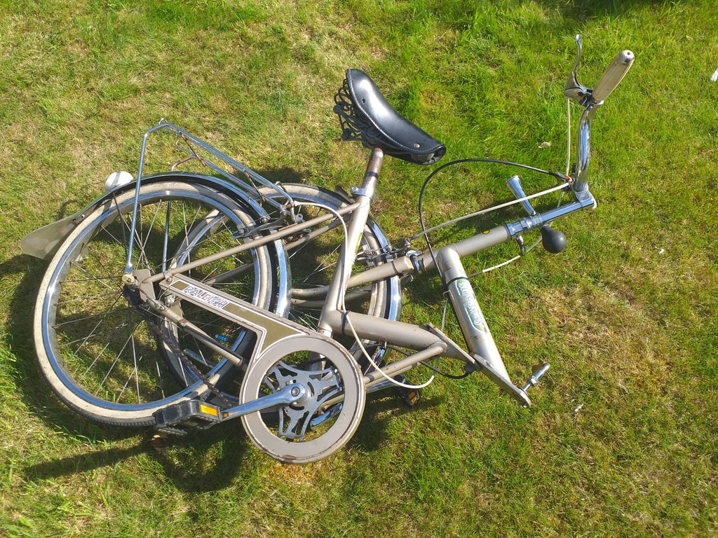 RALEIGH FOLDAWAY FOLDING "SHOPPER" BICYCLE