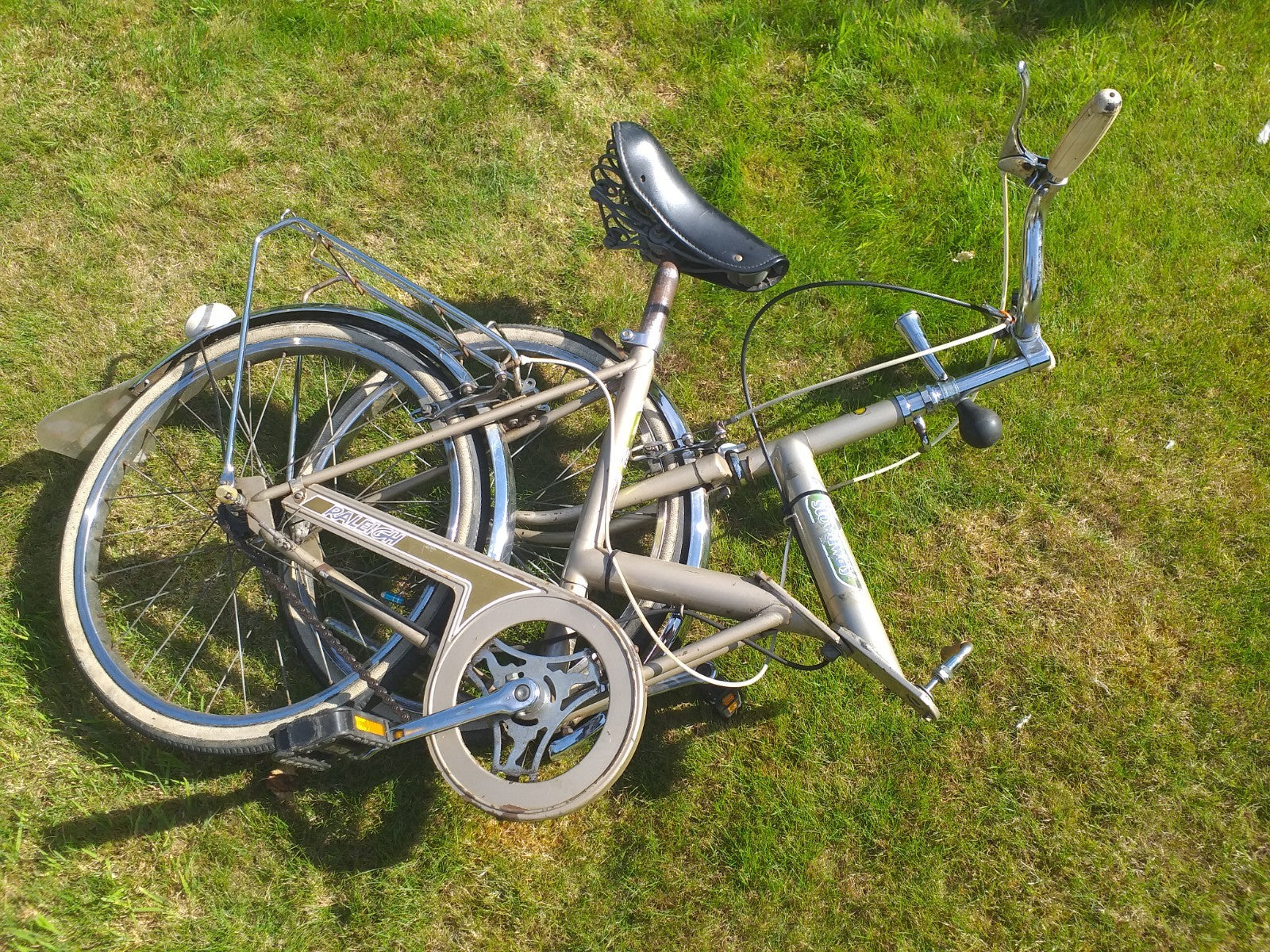 RALEIGH FOLDAWAY FOLDING "SHOPPER" BICYCLE