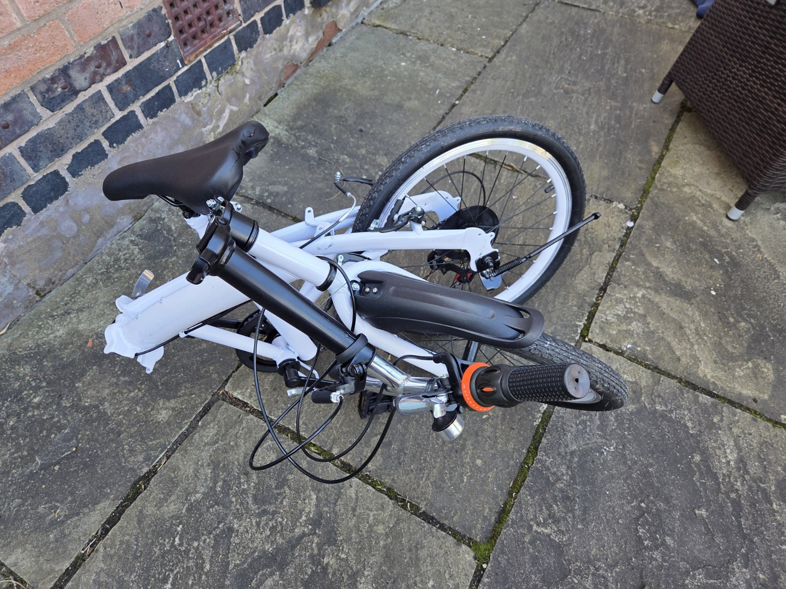 TRIOBLADE  20 Inch Adult Folding Bike 7 Speed Compact City Commuter