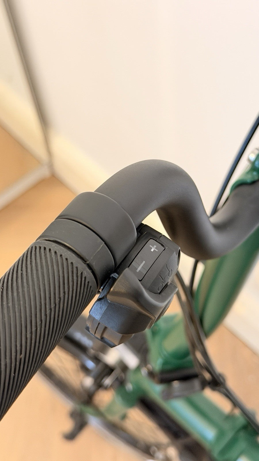 2022 Brompton C Line M6L Racing Green 6 Speed - Folding bike