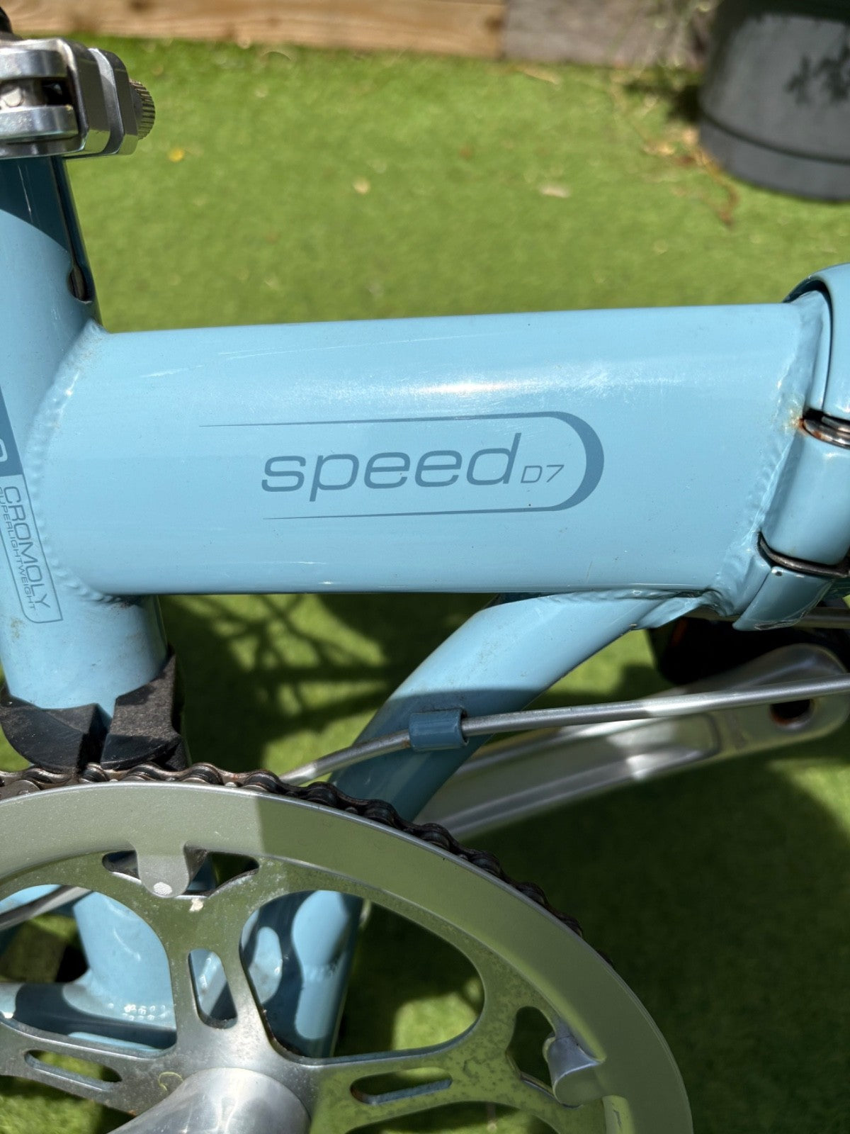 Dahon Speed 7 light blue folding bike. Very good condition