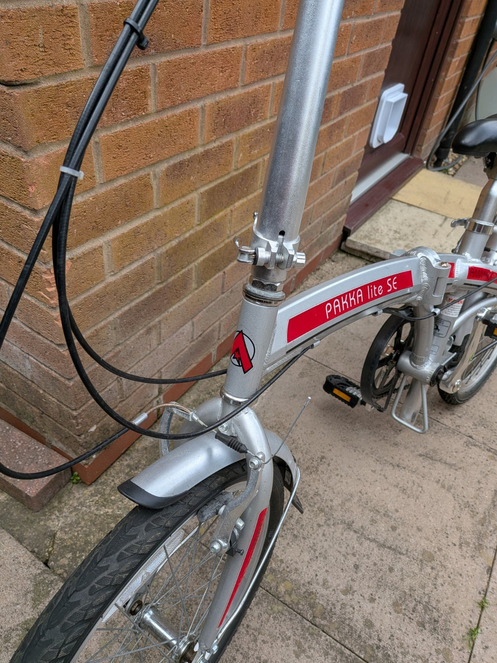 AMMACO Pakka Lite SE Silver Foldable Bicycle with Carry Bag