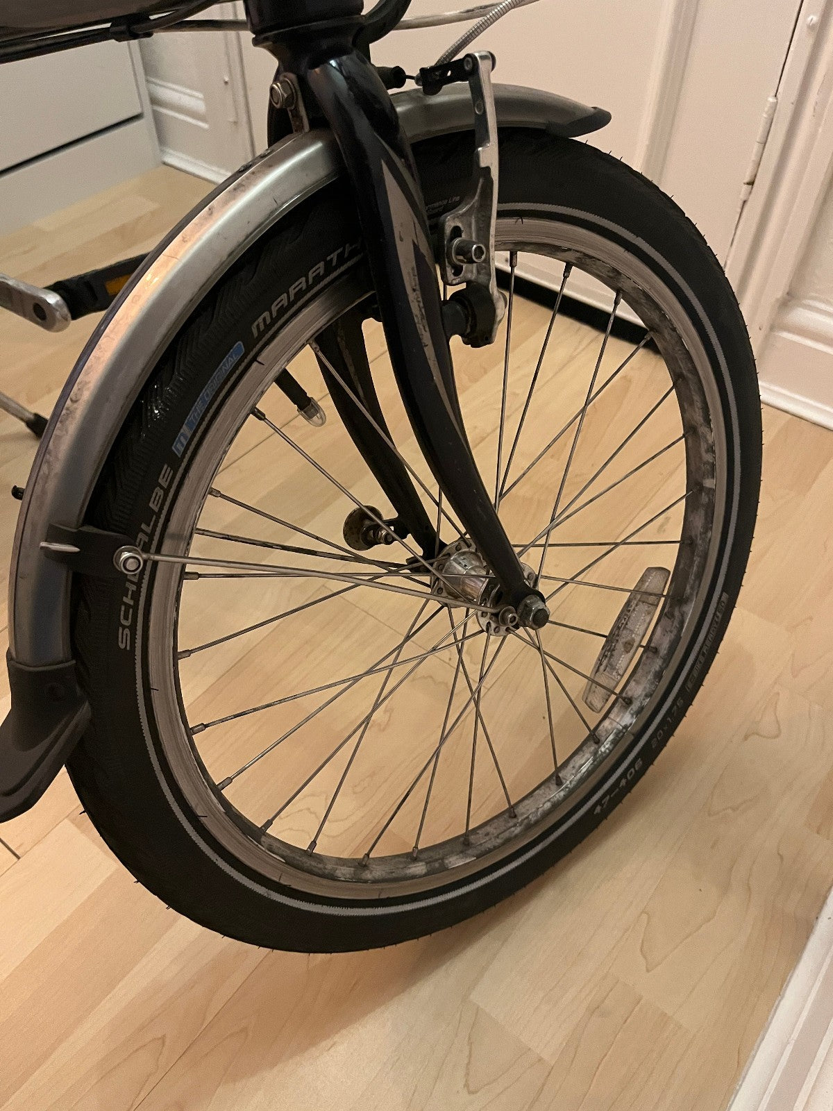 Dahon Speed D7 Folding Bike - Cracked Frame - For Parts